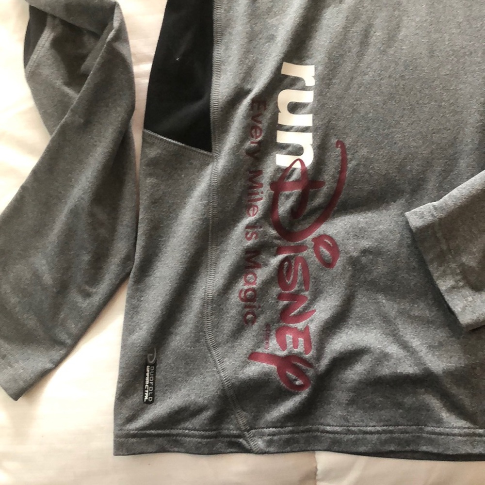 runDISNEY quarter zip jacket Unisex Small